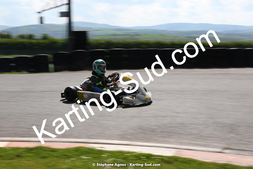 30/04 & 01/05/2022 : 4ème manche du Championnat du Sud 2022 au circuit Karting Plus de Belmont sur Rance (photos Stéphane Agnus) 2022 — karting