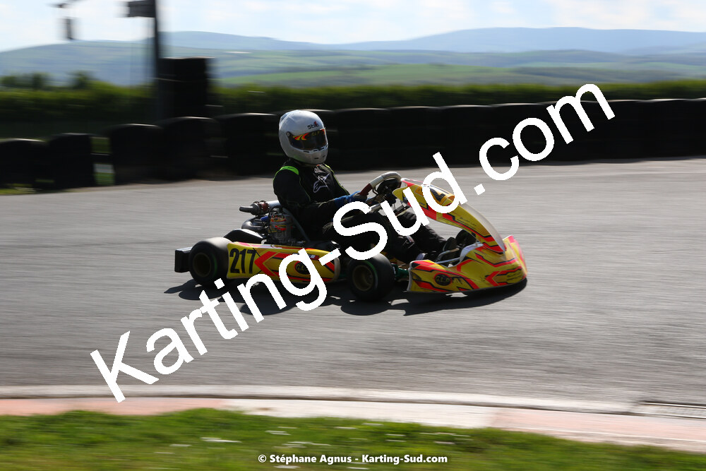 30/04 & 01/05/2022 : 4ème manche du Championnat du Sud 2022 au circuit Karting Plus de Belmont sur Rance (photos Stéphane Agnus) 2022 — karting