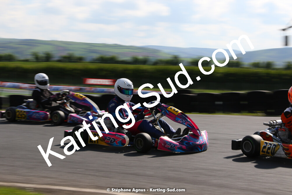 30/04 & 01/05/2022 : 4ème manche du Championnat du Sud 2022 au circuit Karting Plus de Belmont sur Rance (photos Stéphane Agnus) 2022 — karting