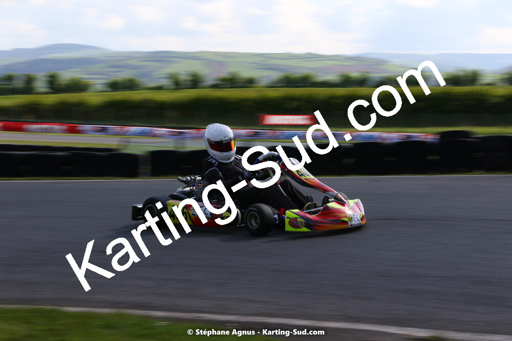 30/04 & 01/05/2022 : 4ème manche du Championnat du Sud 2022 au circuit Karting Plus de Belmont sur Rance (photos Stéphane Agnus) 2022 — karting