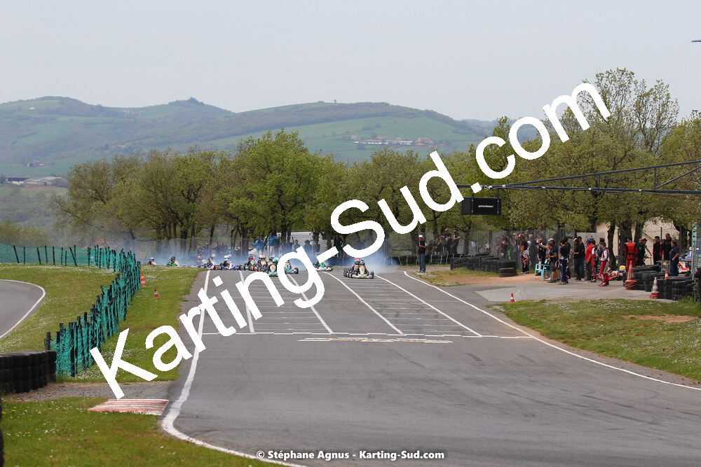 30/04 & 01/05/2022 : 4ème manche du Championnat du Sud 2022 au circuit Karting Plus de Belmont sur Rance (photos Stéphane Agnus) 2022 — karting