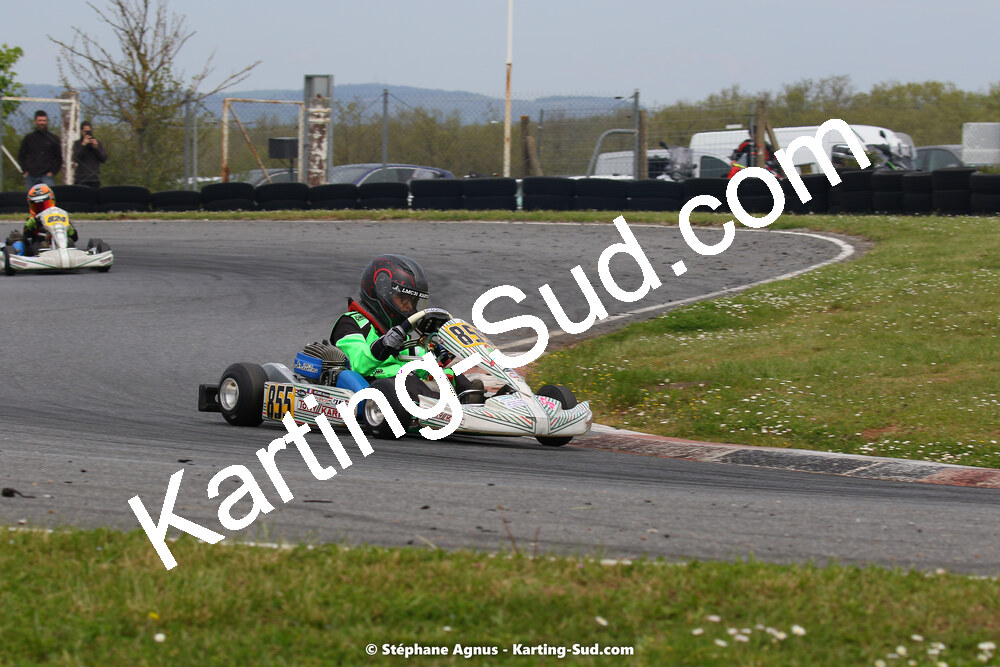 30/04 & 01/05/2022 : 4ème manche du Championnat du Sud 2022 au circuit Karting Plus de Belmont sur Rance (photos Stéphane Agnus) 2022 — karting