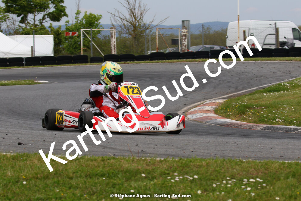 30/04 & 01/05/2022 : 4ème manche du Championnat du Sud 2022 au circuit Karting Plus de Belmont sur Rance (photos Stéphane Agnus) 2022 — karting