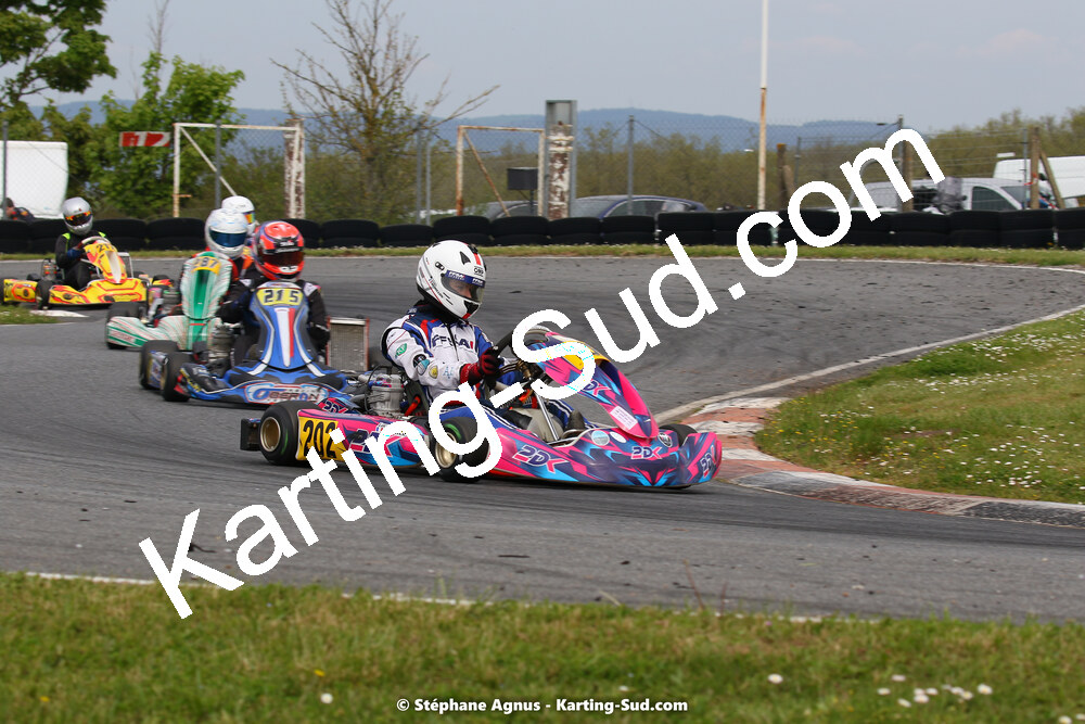 30/04 & 01/05/2022 : 4ème manche du Championnat du Sud 2022 au circuit Karting Plus de Belmont sur Rance (photos Stéphane Agnus) 2022 — karting