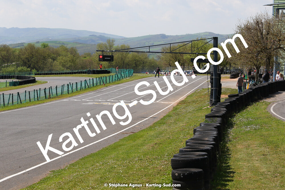 30/04 & 01/05/2022 : 4ème manche du Championnat du Sud 2022 au circuit Karting Plus de Belmont sur Rance (photos Stéphane Agnus) 2022 — karting