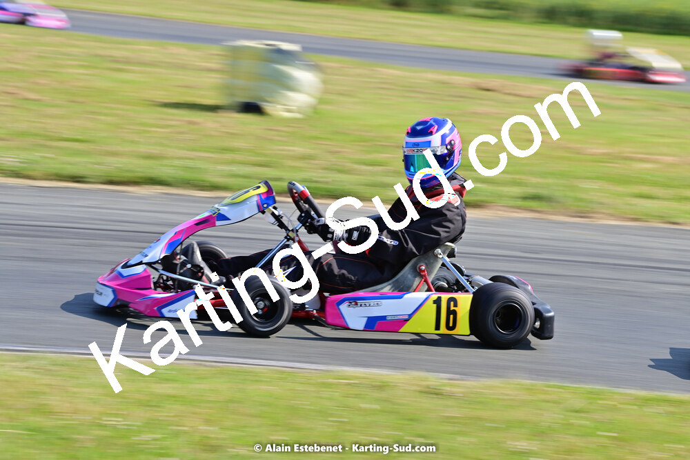 01/05/2022 : 2ème manche Trophée Ufolep Karting Nouvelle Aquitaine à Saint Genis (Photos Alain Estebenet) 2022 — karting