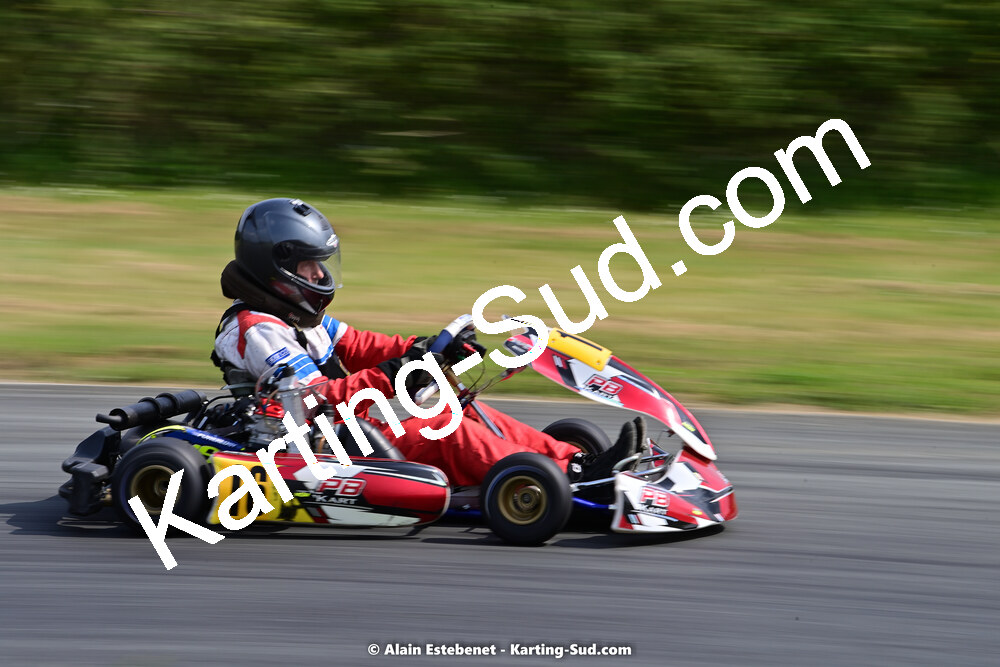 01/05/2022 : 2ème manche Trophée Ufolep Karting Nouvelle Aquitaine à Saint Genis (Photos Alain Estebenet) 2022 — karting