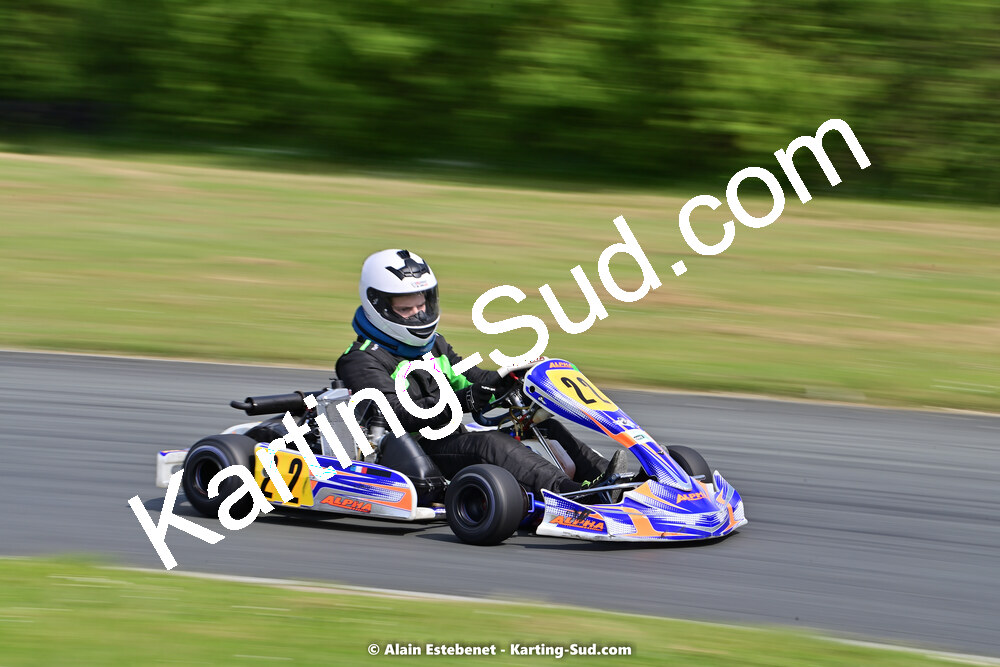 01/05/2022 : 2ème manche Trophée Ufolep Karting Nouvelle Aquitaine à Saint Genis (Photos Alain Estebenet) 2022 — karting