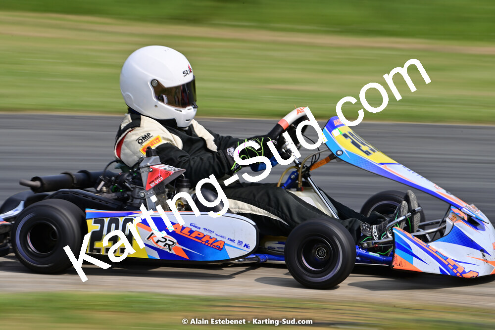 01/05/2022 : 2ème manche Trophée Ufolep Karting Nouvelle Aquitaine à Saint Genis (Photos Alain Estebenet) 2022 — karting