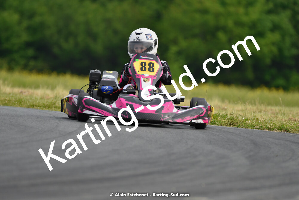 01/05/2022 : 2ème manche Trophée Ufolep Karting Nouvelle Aquitaine à Saint Genis (Photos Alain Estebenet) 2022 — karting