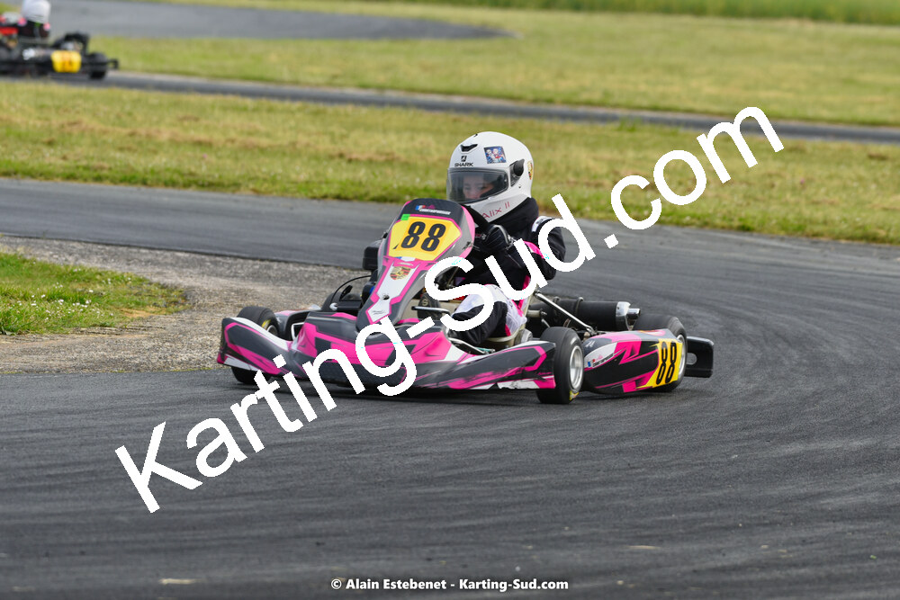 01/05/2022 : 2ème manche Trophée Ufolep Karting Nouvelle Aquitaine à Saint Genis (Photos Alain Estebenet) 2022 — karting