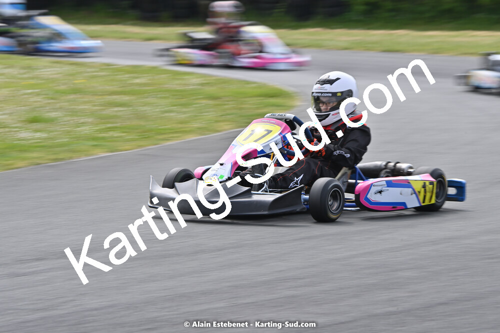 01/05/2022 : 2ème manche Trophée Ufolep Karting Nouvelle Aquitaine à Saint Genis (Photos Alain Estebenet) 2022 — karting