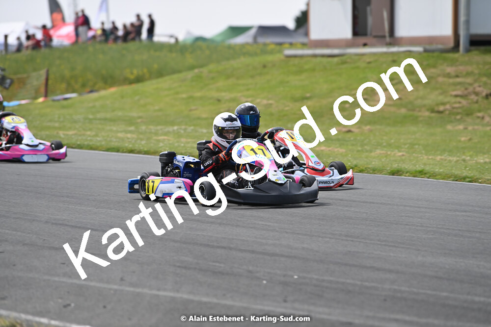 01/05/2022 : 2ème manche Trophée Ufolep Karting Nouvelle Aquitaine à Saint Genis (Photos Alain Estebenet) 2022 — karting