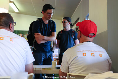 07/05/2022 : Endurance Loisir Les Razbitumes pour “1 maillot pour la vie” & Les Socio Esthéticiennes (Photos Stéphane Agnus) 2022 — karting