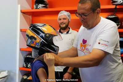 07/05/2022 : Endurance Loisir Les Razbitumes pour “1 maillot pour la vie” & Les Socio Esthéticiennes (Photos Stéphane Agnus) 2022 — karting