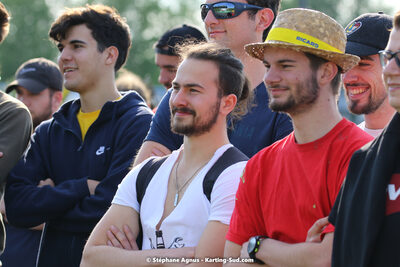 07/05/2022 : Endurance Loisir Les Razbitumes pour “1 maillot pour la vie” & Les Socio Esthéticiennes (Photos Stéphane Agnus) 2022 — karting