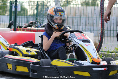 07/05/2022 : Endurance Loisir Les Razbitumes pour “1 maillot pour la vie” & Les Socio Esthéticiennes (Photos Stéphane Agnus) 2022 — karting