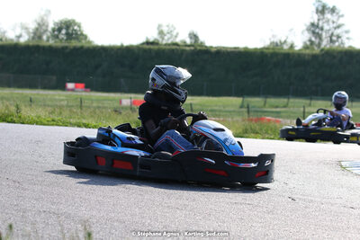 07/05/2022 : Endurance Loisir Les Razbitumes pour “1 maillot pour la vie” & Les Socio Esthéticiennes (Photos Stéphane Agnus) 2022 — karting