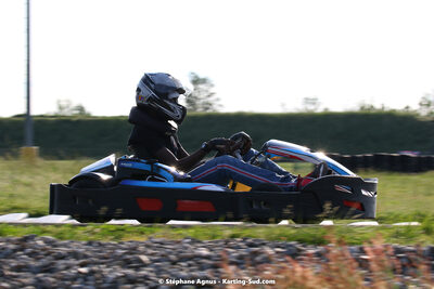 07/05/2022 : Endurance Loisir Les Razbitumes pour “1 maillot pour la vie” & Les Socio Esthéticiennes (Photos Stéphane Agnus) 2022 — karting