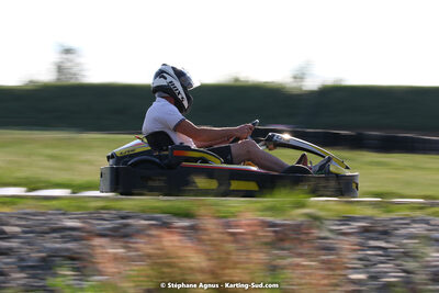 07/05/2022 : Endurance Loisir Les Razbitumes pour “1 maillot pour la vie” & Les Socio Esthéticiennes (Photos Stéphane Agnus) 2022 — karting