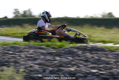07/05/2022 : Endurance Loisir Les Razbitumes pour “1 maillot pour la vie” & Les Socio Esthéticiennes (Photos Stéphane Agnus) 2022 — karting