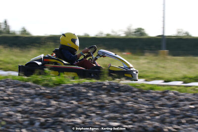 07/05/2022 : Endurance Loisir Les Razbitumes pour “1 maillot pour la vie” & Les Socio Esthéticiennes (Photos Stéphane Agnus) 2022 — karting