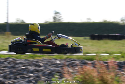 07/05/2022 : Endurance Loisir Les Razbitumes pour “1 maillot pour la vie” & Les Socio Esthéticiennes (Photos Stéphane Agnus) 2022 — karting