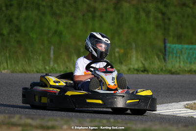 07/05/2022 : Endurance Loisir Les Razbitumes pour “1 maillot pour la vie” & Les Socio Esthéticiennes (Photos Stéphane Agnus) 2022 — karting