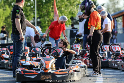 07/05/2022 : Endurance Loisir Les Razbitumes pour “1 maillot pour la vie” & Les Socio Esthéticiennes (Photos Stéphane Agnus) 2022 — karting