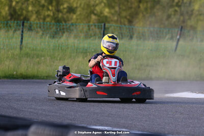 07/05/2022 : Endurance Loisir Les Razbitumes pour “1 maillot pour la vie” & Les Socio Esthéticiennes (Photos Stéphane Agnus) 2022 — karting