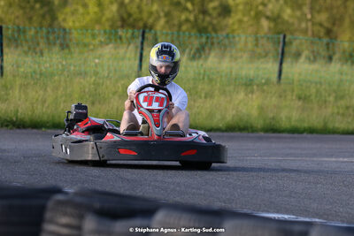 07/05/2022 : Endurance Loisir Les Razbitumes pour “1 maillot pour la vie” & Les Socio Esthéticiennes (Photos Stéphane Agnus) 2022 — karting