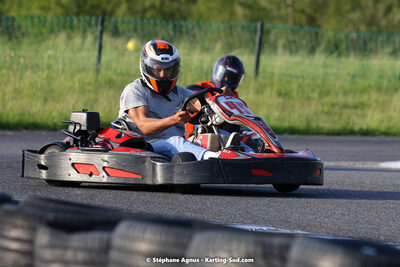 07/05/2022 : Endurance Loisir Les Razbitumes pour “1 maillot pour la vie” & Les Socio Esthéticiennes (Photos Stéphane Agnus) 2022 — karting