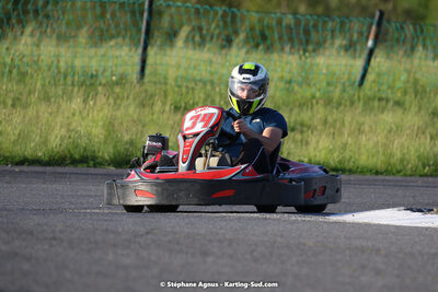 07/05/2022 : Endurance Loisir Les Razbitumes pour “1 maillot pour la vie” & Les Socio Esthéticiennes (Photos Stéphane Agnus) 2022 — karting