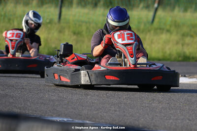 07/05/2022 : Endurance Loisir Les Razbitumes pour “1 maillot pour la vie” & Les Socio Esthéticiennes (Photos Stéphane Agnus) 2022 — karting