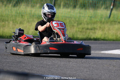 07/05/2022 : Endurance Loisir Les Razbitumes pour “1 maillot pour la vie” & Les Socio Esthéticiennes (Photos Stéphane Agnus) 2022 — karting