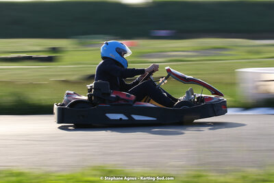07/05/2022 : Endurance Loisir Les Razbitumes pour “1 maillot pour la vie” & Les Socio Esthéticiennes (Photos Stéphane Agnus) 2022 — karting