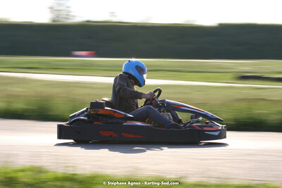 07/05/2022 : Endurance Loisir Les Razbitumes pour “1 maillot pour la vie” & Les Socio Esthéticiennes (Photos Stéphane Agnus) 2022 — karting