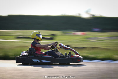 07/05/2022 : Endurance Loisir Les Razbitumes pour “1 maillot pour la vie” & Les Socio Esthéticiennes (Photos Stéphane Agnus) 2022 — karting