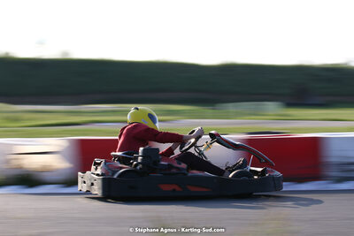 07/05/2022 : Endurance Loisir Les Razbitumes pour “1 maillot pour la vie” & Les Socio Esthéticiennes (Photos Stéphane Agnus) 2022 — karting