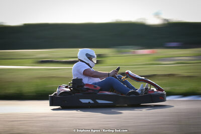 07/05/2022 : Endurance Loisir Les Razbitumes pour “1 maillot pour la vie” & Les Socio Esthéticiennes (Photos Stéphane Agnus) 2022 — karting