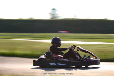 07/05/2022 : Endurance Loisir Les Razbitumes pour “1 maillot pour la vie” & Les Socio Esthéticiennes (Photos Stéphane Agnus) 2022 — karting