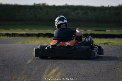 07/05/2022 : Endurance Loisir Les Razbitumes pour “1 maillot pour la vie” & Les Socio Esthéticiennes (Photos Stéphane Agnus) 2022 — karting