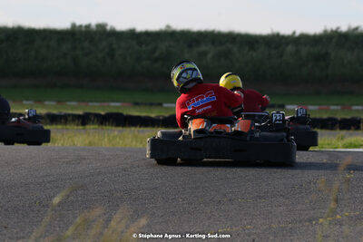 07/05/2022 : Endurance Loisir Les Razbitumes pour “1 maillot pour la vie” & Les Socio Esthéticiennes (Photos Stéphane Agnus) 2022 — karting
