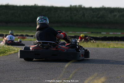 07/05/2022 : Endurance Loisir Les Razbitumes pour “1 maillot pour la vie” & Les Socio Esthéticiennes (Photos Stéphane Agnus) 2022 — karting