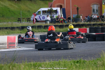 07/05/2022 : Endurance Loisir Les Razbitumes pour “1 maillot pour la vie” & Les Socio Esthéticiennes (Photos Stéphane Agnus) 2022 — karting