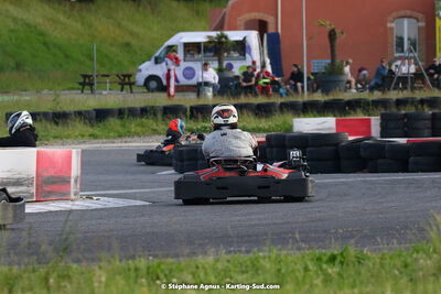 07/05/2022 : Endurance Loisir Les Razbitumes pour “1 maillot pour la vie” & Les Socio Esthéticiennes (Photos Stéphane Agnus) 2022 — karting