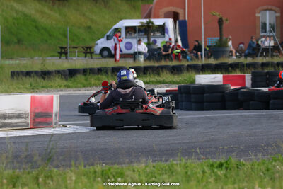 07/05/2022 : Endurance Loisir Les Razbitumes pour “1 maillot pour la vie” & Les Socio Esthéticiennes (Photos Stéphane Agnus) 2022 — karting