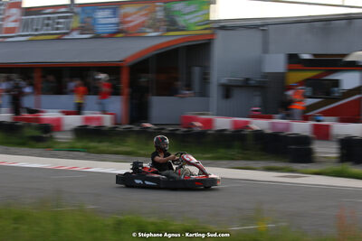 07/05/2022 : Endurance Loisir Les Razbitumes pour “1 maillot pour la vie” & Les Socio Esthéticiennes (Photos Stéphane Agnus) 2022 — karting