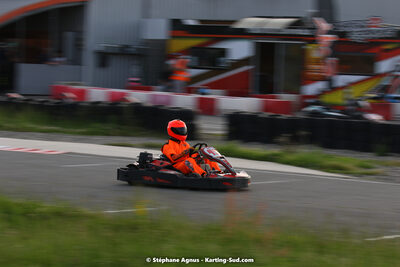 07/05/2022 : Endurance Loisir Les Razbitumes pour “1 maillot pour la vie” & Les Socio Esthéticiennes (Photos Stéphane Agnus) 2022 — karting