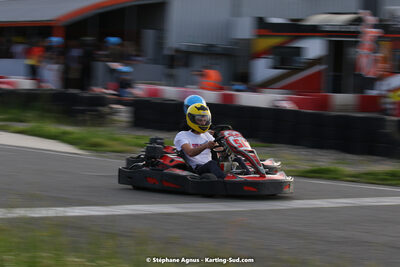 07/05/2022 : Endurance Loisir Les Razbitumes pour “1 maillot pour la vie” & Les Socio Esthéticiennes (Photos Stéphane Agnus) 2022 — karting